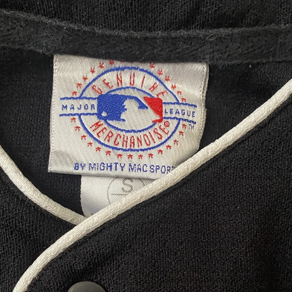 Jason Kendall Pirates Jersey (BIN K) - Picture 2 of 4